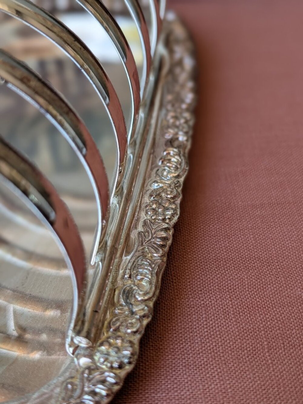 Vintage Silverplate Toast Holder Caddy | 8.5" Shiny English Kitchen Decor - Picture 5 of 10